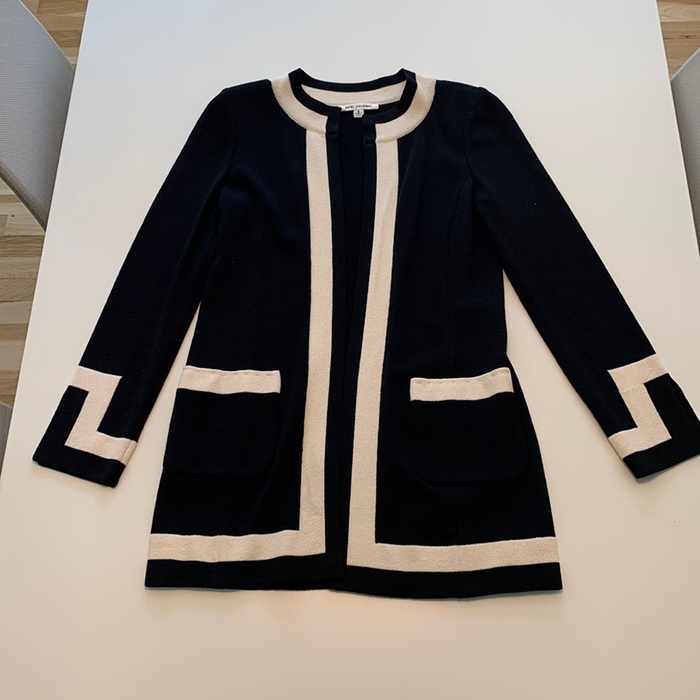 FAB never worn St John black & cream open front cardigan sweater size 2